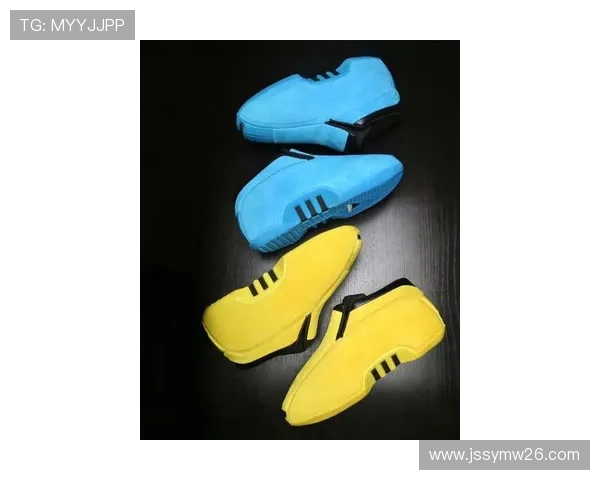 科迪新战靴SLAM联名款Crazy2正式亮相引发球迷热议